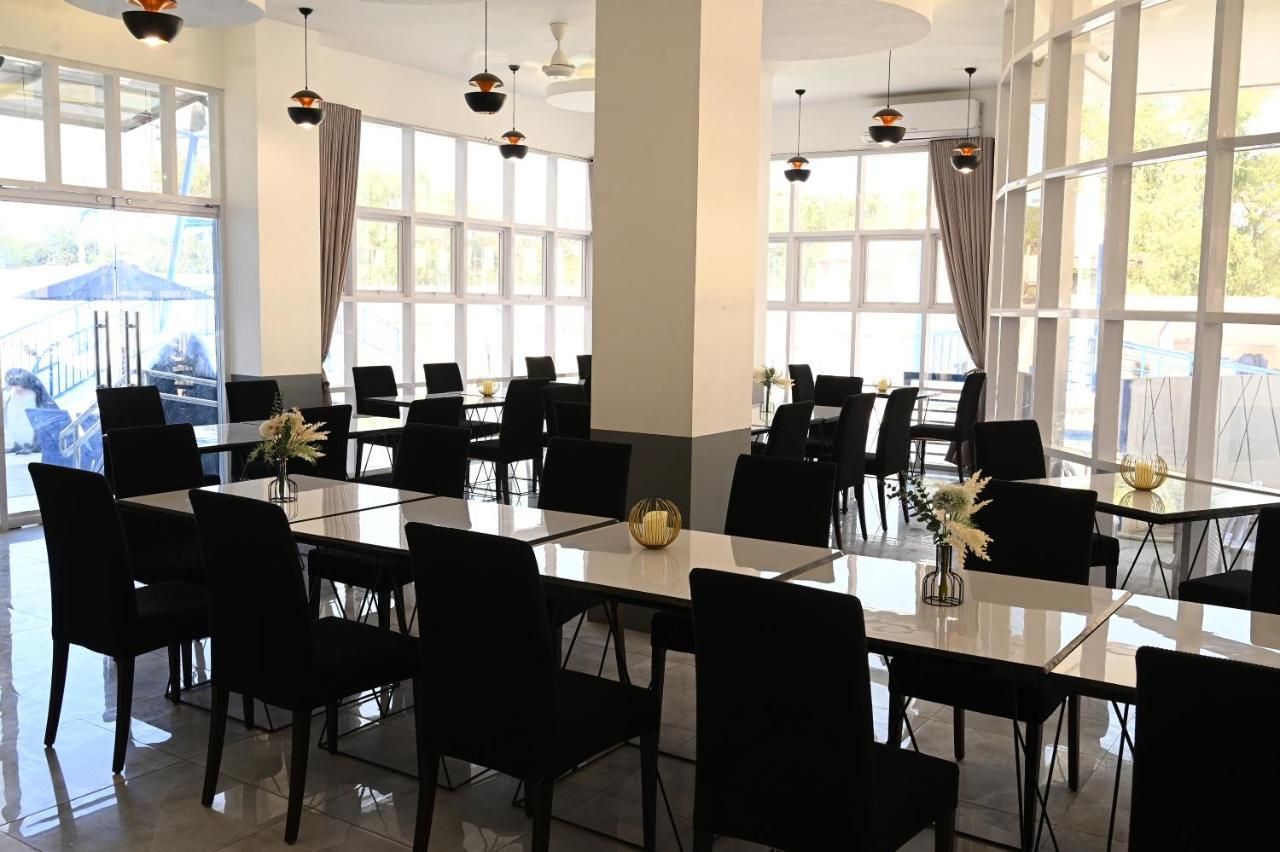 J&V Hotel And Resort Apaleng Luaran gambar